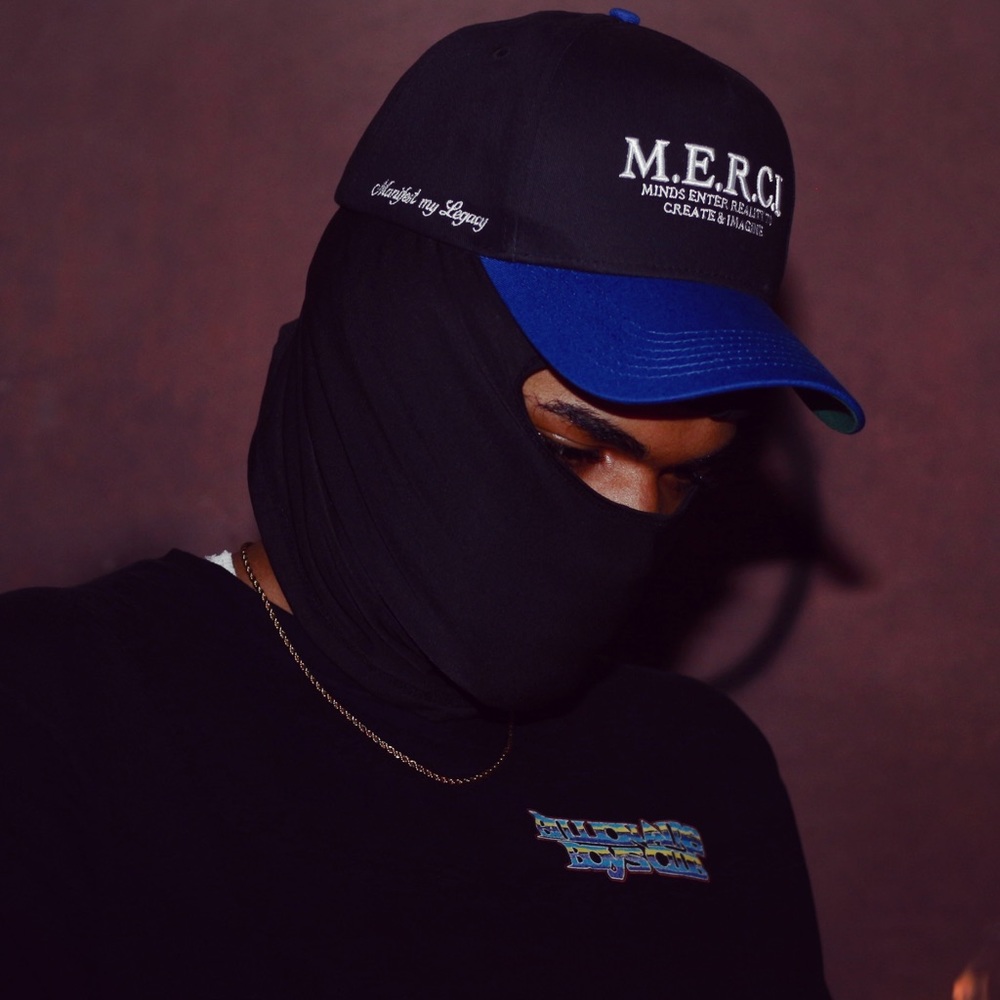 BLACK OWNED BUSINESS

M.E.R.C.I GARMENTS 

LEGACY SNAPBACK

MERCIGARMENTS.COM